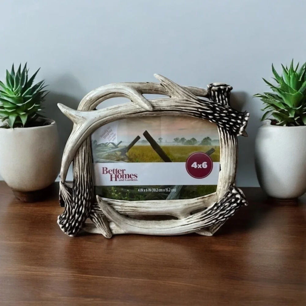 River's Edge Realistic Looking Antler Photo Frame